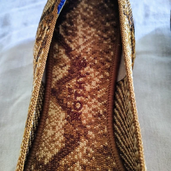 Ladies Size 11 Rothy's Stylish Loafers - Picture 5 of 6